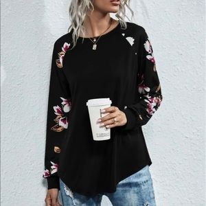 Women’s small Flower Print Raglan Sleeve Tee